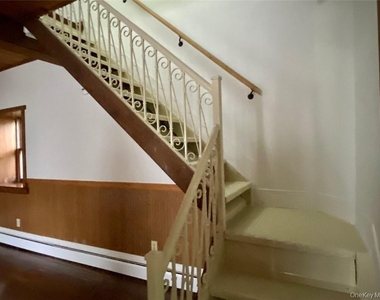 563 Old Indian Road - Photo Thumbnail 9