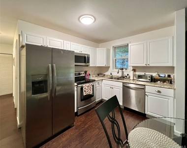 330 Horsepound Road - Photo Thumbnail 1
