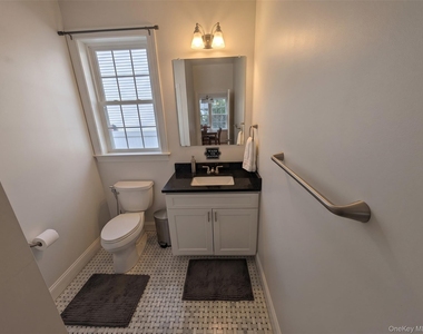 101 West Street - Photo Thumbnail 9