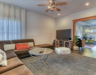 81 Nicoll Street - Photo Thumbnail 4