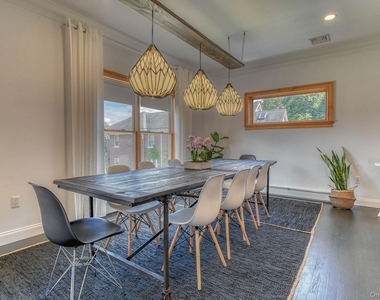 81 Nicoll Street - Photo Thumbnail 9