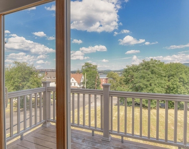 81 Nicoll Street - Photo Thumbnail 22