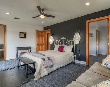 81 Nicoll Street - Photo Thumbnail 21