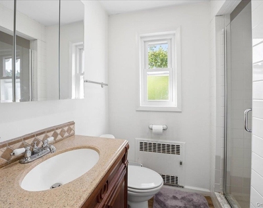 5 Quintard Drive - Photo Thumbnail 12