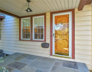 806 Pelhamdale Avenue - Photo Thumbnail 1