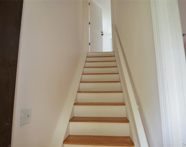 771 Maple Place - Photo Thumbnail 8