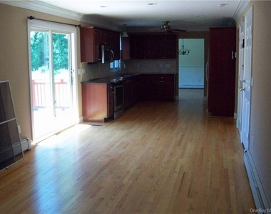 6 Regent Drive - Photo Thumbnail 5
