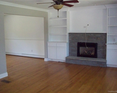 6 Regent Drive - Photo Thumbnail 3