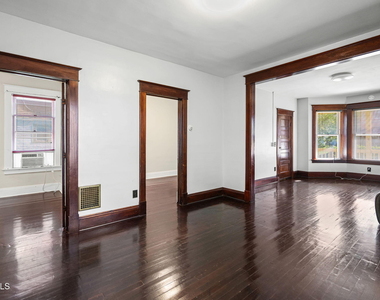 299 6th Avenue - Photo Thumbnail 8