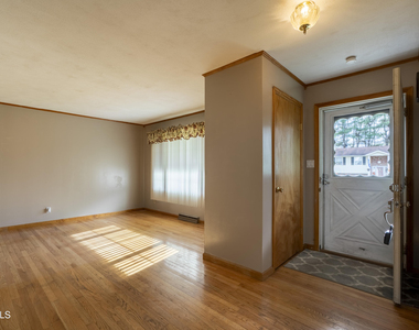 11 Keyes Street - Photo Thumbnail 17