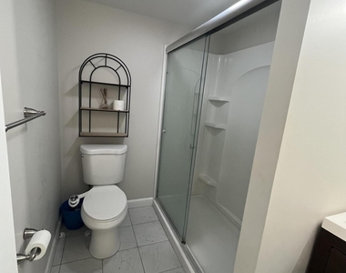 180 Marshall Avenue - Photo Thumbnail 27