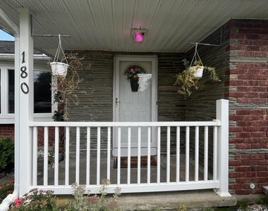 180 Marshall Avenue - Photo Thumbnail 3