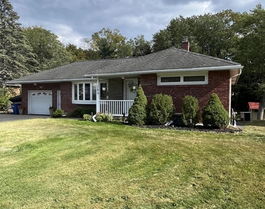 180 Marshall Avenue - Photo Thumbnail 1