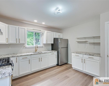 134 Old Beekman Road - Photo Thumbnail 11