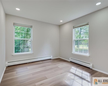 134 Old Beekman Road - Photo Thumbnail 17