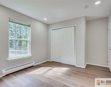 134 Old Beekman Road - Photo Thumbnail 18