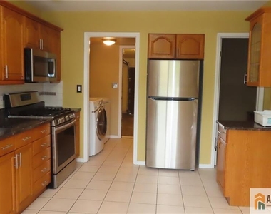 3443 Bloomingdale Drive - Photo Thumbnail 1