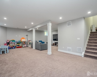 1 Audrey Street - Photo Thumbnail 35
