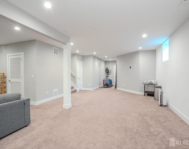 1 Audrey Street - Photo Thumbnail 38