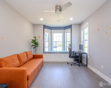1 Audrey Street - Photo Thumbnail 10