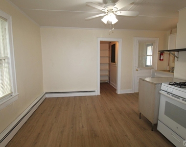 17 Clay Street - Photo Thumbnail 6