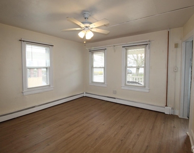 17 Clay Street - Photo Thumbnail 4