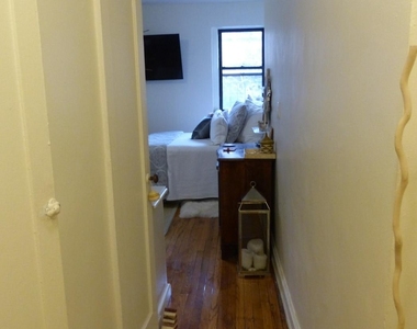 364 W 19th Street - Photo Thumbnail 9