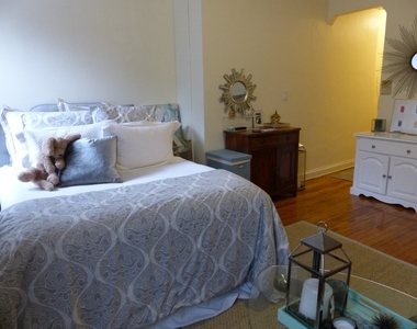 364 W 19th Street - Photo Thumbnail 2