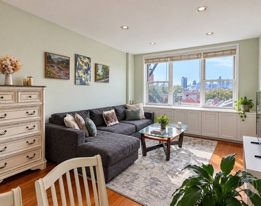 50-15 39th Street - Photo Thumbnail 4