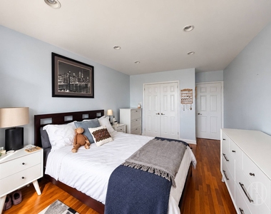 50-15 39th Street - Photo Thumbnail 6