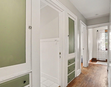 915 Walwood Place - Photo Thumbnail 18