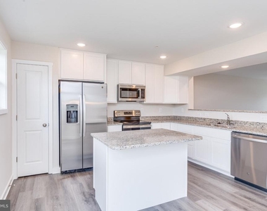 97 Moses Drive - Photo Thumbnail 17