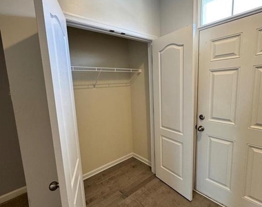 50 Landis Court - Photo Thumbnail 22