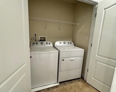 50 Landis Court - Photo Thumbnail 20