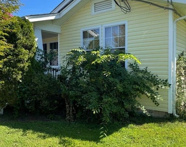 404 Livingstone Street - Photo Thumbnail 2