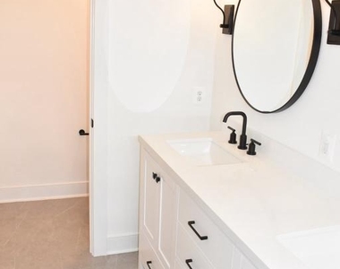 9604 Blue Ash Alley - Photo Thumbnail 30