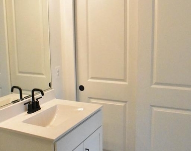 9604 Blue Ash Alley - Photo Thumbnail 3