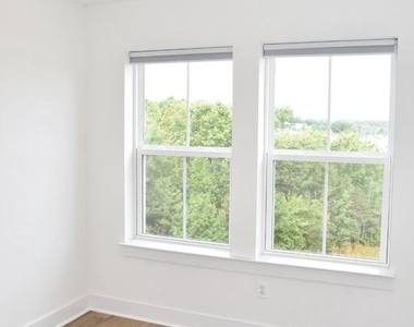 9604 Blue Ash Alley - Photo Thumbnail 19