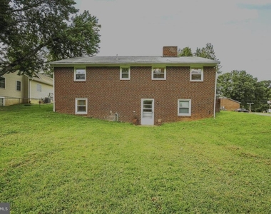 10939 Catharpin Road - Photo Thumbnail 31