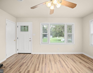 10939 Catharpin Road - Photo Thumbnail 4