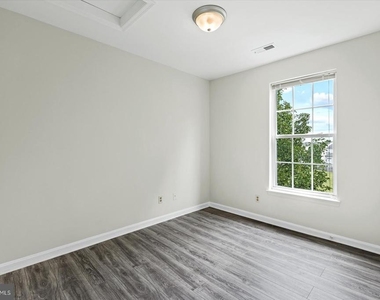 10043 Gander Court - Photo Thumbnail 22