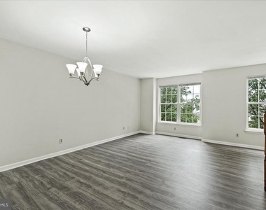 10043 Gander Court - Photo Thumbnail 9
