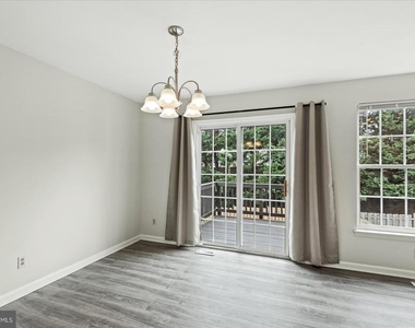 10043 Gander Court - Photo Thumbnail 17