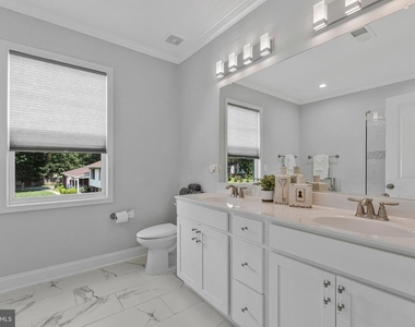 11889 Bradley Forest Road - Photo Thumbnail 38