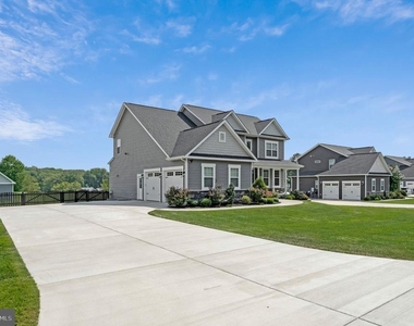 11889 Bradley Forest Road - Photo Thumbnail 2