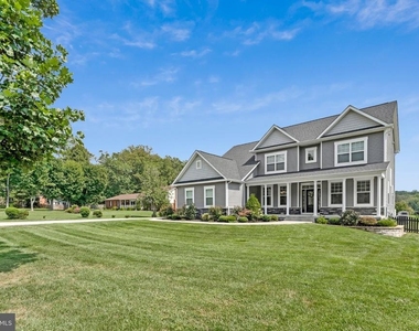 11889 Bradley Forest Road - Photo Thumbnail 1