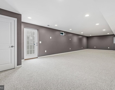 2114 Jellico Court - Photo Thumbnail 47