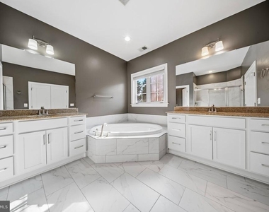 2114 Jellico Court - Photo Thumbnail 32