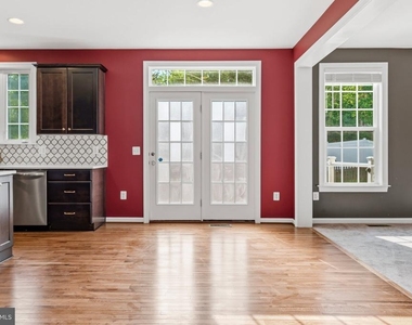 2114 Jellico Court - Photo Thumbnail 9