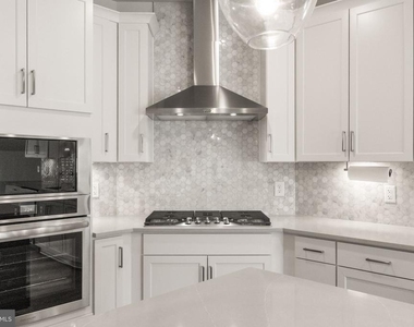 15795 Gardenia Ridge Way - Photo Thumbnail 11